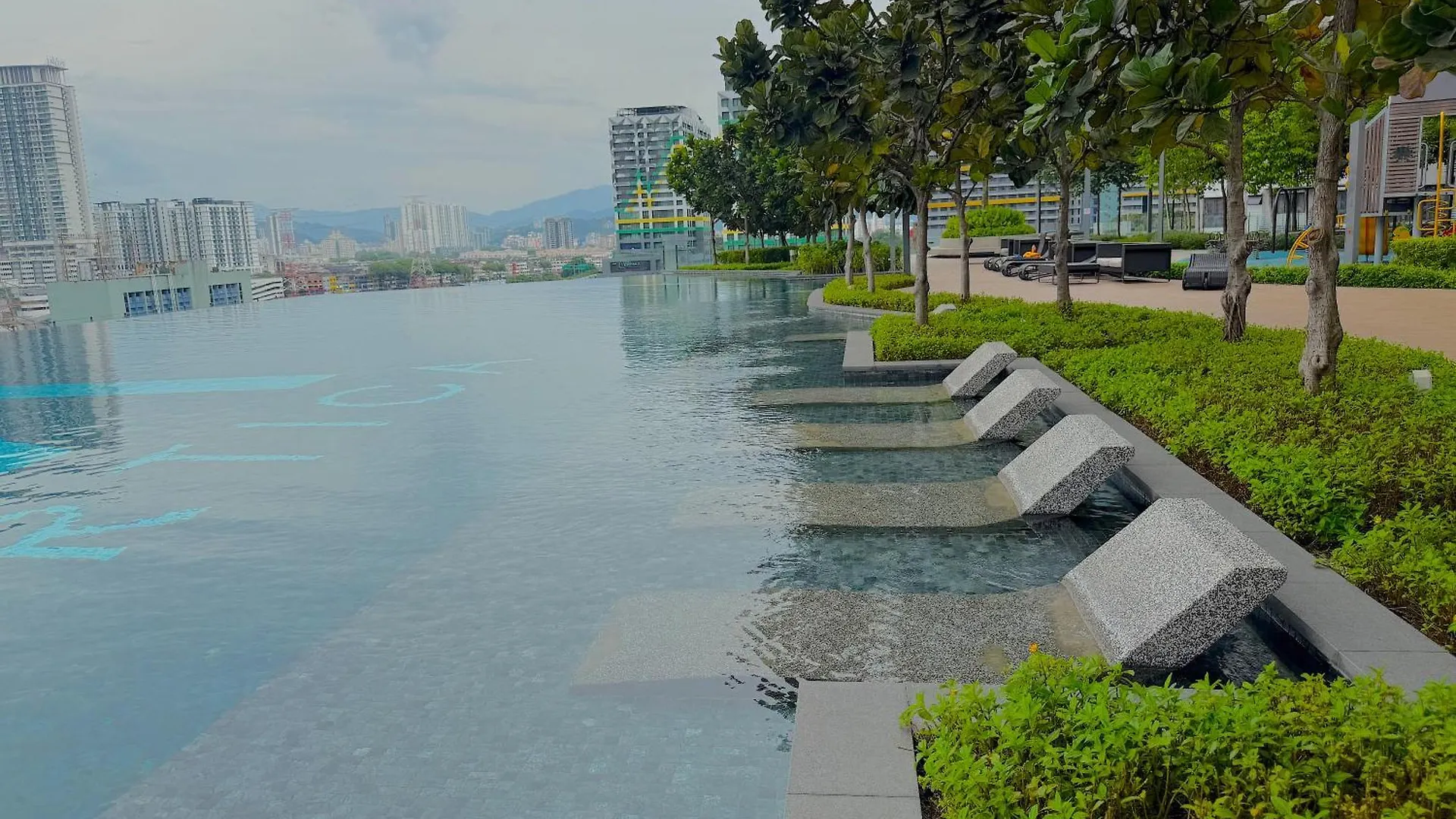 M Vertica Cheras By Rasbo Galaxy Suites Kuala Lumpur 0*,  Malesia